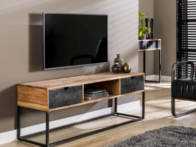 Meuble TV en teck : comment allier design et praticité dans votre salon